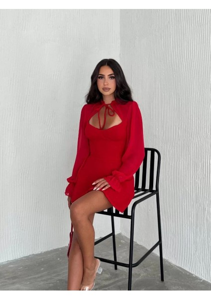 Kadın Göğsü Bağlamalı Kalp Yaka Kolları Şifon Mini Elbise - Kırmızı