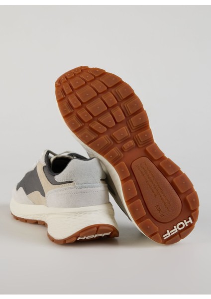 Sneaker fırsatları