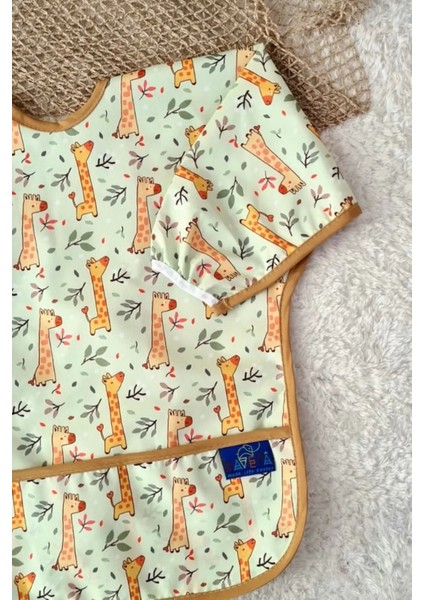 Forest Desenli Sıvı Geçirmez Unisex Aktivite ve Mama Önlüğü 6-24 Ay modelleri