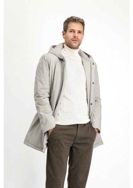 Slim Fit Dar Kesim Kapüşonlu Spor Şişme Kaban modelleri