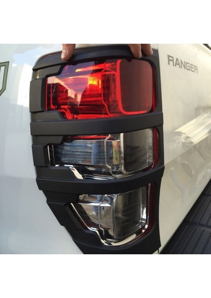 Ford Ranger 2015-2022 Far Stop Çerçeve Kaplama Siyah