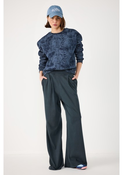 Yıkamalı Basic Sweatshirt