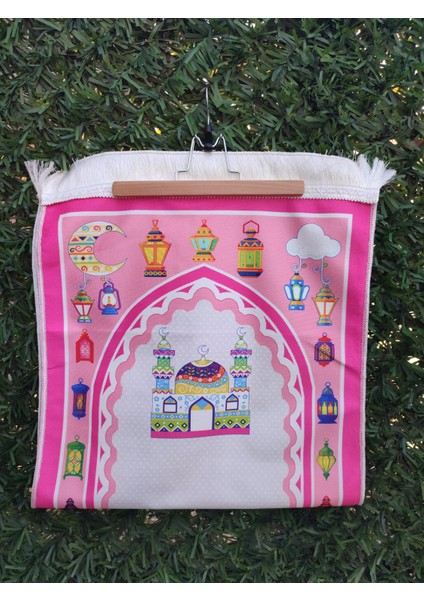 Pembe , Mavi Çocuk Isimli Nakışlı Seccade , Namazlık - 40 x 95 cm