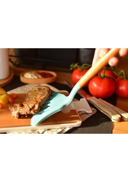 B2690 Gohan - Süzgeçli Geniş Spatula