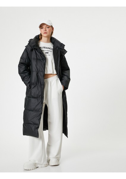 Uzun Şişme Mont Kapüşonlu Su Itici Özellikli Fermuarlı Cepli fiyatları