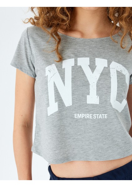 Kayık Yaka Rahat Kalıp Nyc Baskılı Tişört