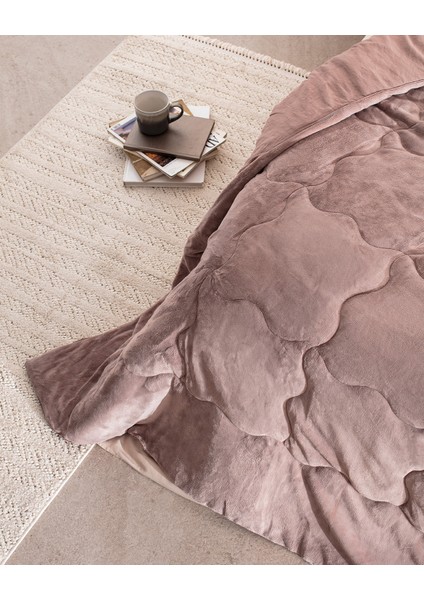 Kaira King Size Comforter Set - Pudra