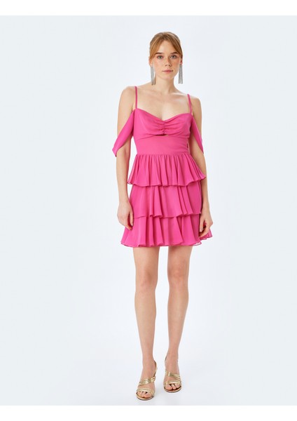 Katlı Volanlı Kısa Kollu Kalp Yaka Mini Elbise fiyatları