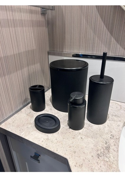 5 Parça Siyah Çizgili Yuvarlak 5'li Banyo Seti