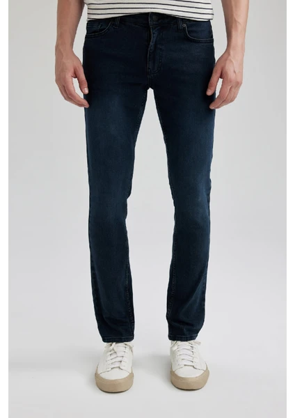 Pedro Slim Fit Dar Kalıp Normal Bel Dar Paça Jean Pantolon R8791AZ23AU