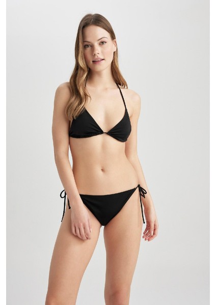 Fall in Love Regular Fit Üçgen Bikini Üstü T3666AZ23SP