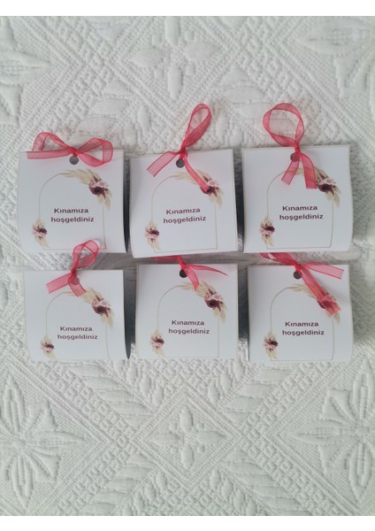 Özel Tasarım Hazır Paketlenmiş Kınamıza Hoşgeldiniz Yazılı Dağıtmalık Kına fırsatları