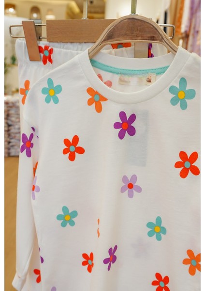 Çiçek Baskılı Pamuk Uzun Kollu Kız Çocuk Pijama Takımı (3,4,5,6,7,8 Yaş)
