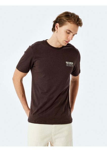 Slogan Baskılı Bisiklet Yaka Kısa Kollu Pamuklu Slim Fit Tişört