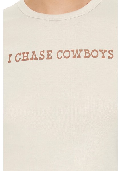 I Chase Cowboys Baskılı Baby Tee Tişört indirimleri