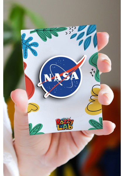 Nasa Logo - Rozet - Ahşap - Pin - Broş - Yaka Çanta Aksesuar