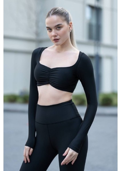 Önü Büzgülü Spor Crop Tişört