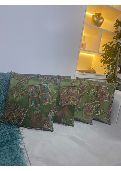 Kırlent Kılıfı 4 Adet 45*45 Saten Kumaş Patchwork Desen.