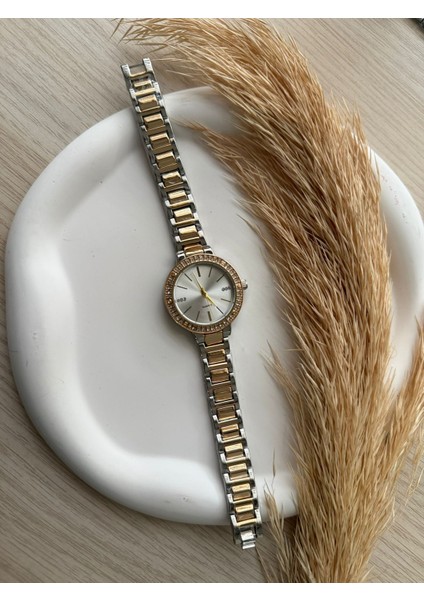 Retro Minimal Büyük Kadran Kordon Vintage Kadın Kol Saati indirimleri