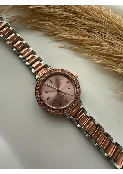 Retro Minimal Büyük Kadran Kordon Vintage Kadın Kol Saati