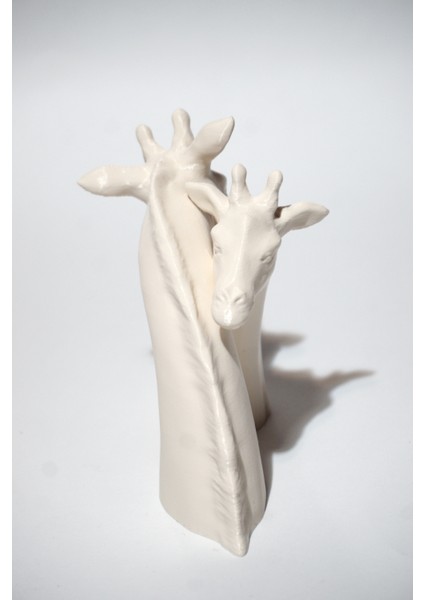 Sarılan Zürafa Sevgililer Günü Dekoratif Hediyelik Obje Biblo 13 cm fırsatları