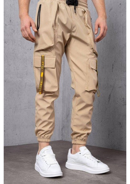 Siyah Şerit Aksesuarlı Paraşüt Kumaş Jogger Pantolon