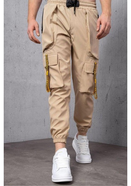 Siyah Şerit Aksesuarlı Paraşüt Kumaş Jogger Pantolon