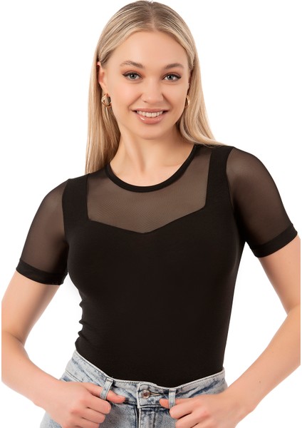 Özkan 26830 Kadın Pamuklu Tül Detaylı Kancalı Çıtçıtlı Body