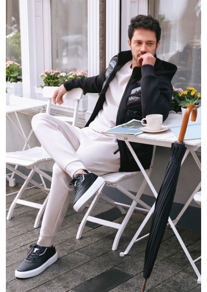 Erkek Bej Soft Touch Regular Fit Jogger Eşofman Altı A22y3435