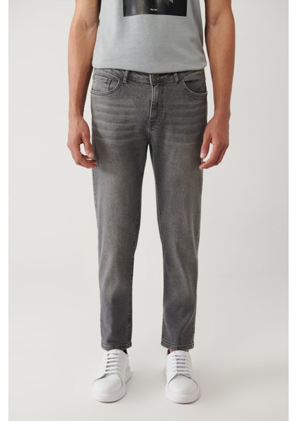 Erkek Gri Eskitme Yıkamalı Esnek Jean Pantolon B003508