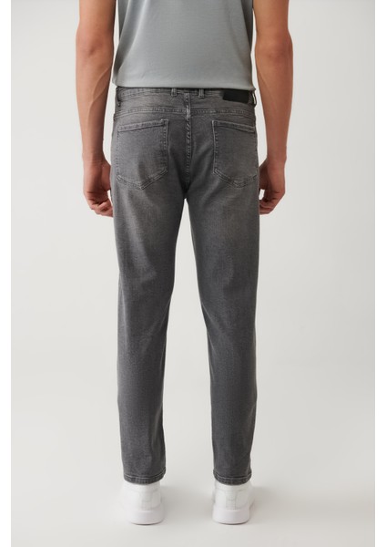 Erkek Gri Eskitme Yıkamalı Esnek Jean Pantolon B003508