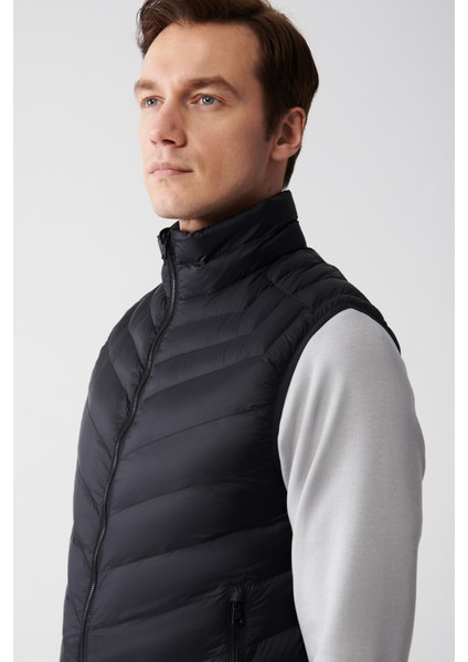 Erkek Siyah Dik Yaka Su İtici Rüzgar Geçirmez Şişme Hafif Comfort Fit Yelek A42Y6505