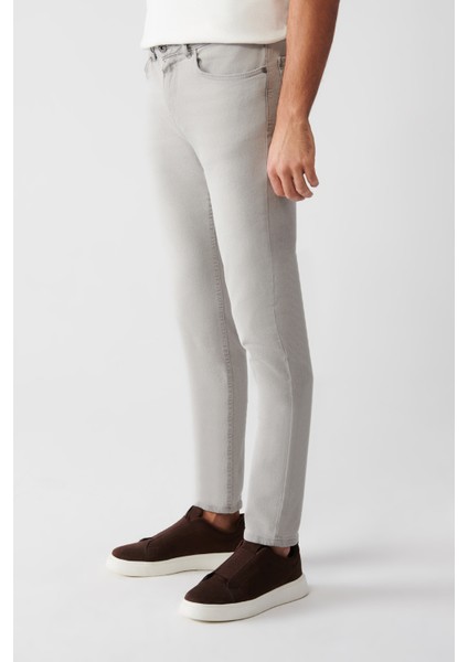 Erkek Açık Gri Berlin Eskitme Yıkamalı Esnek Slim Fit Dar Kesim Jean Pantolon E003512 modelleri