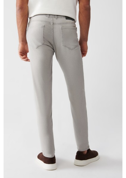 Erkek Açık Gri Berlin Eskitme Yıkamalı Esnek Slim Fit Dar Kesim Jean Pantolon E003512 fırsatları