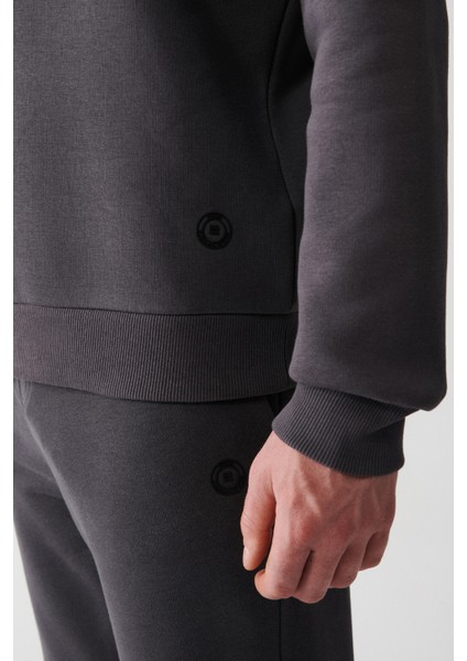 Erkek Antrasit Bisiklet Yaka 3 İplik Şardonlu Pamuklu Sweatshirt E001017