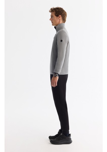 Erkek Gri Soğuğa Dayanıklı Yarım Fermuarlı Dik Yaka Polar Sweatshirt E001068