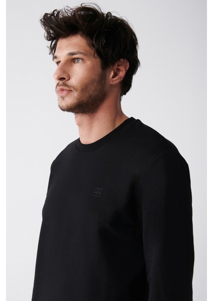 Erkek Siyah Bisiklet Yaka Pamuklu 2 İplik Şardonsuz Comfort Fit Sweatshirt E001200 fiyatları