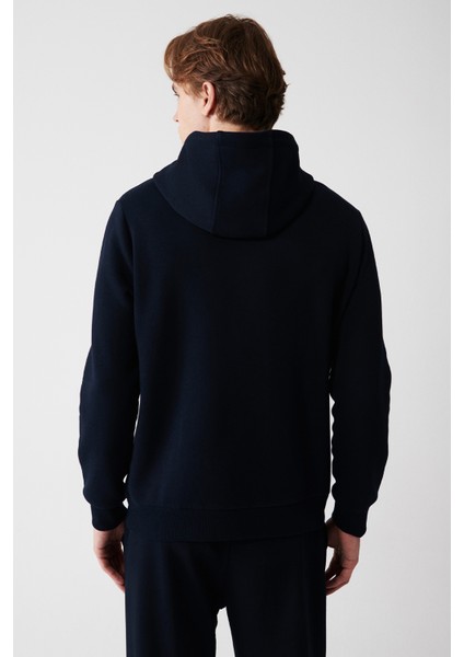 Erkek Lacivert Unisex Sweatshirt Kapüşonlu Yaka Içi Polarlı 3 Iplik Pamuklu Regular Fit E001018 fırsatları