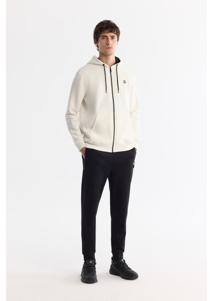 Erkek Beyaz Kapüşonlu 3 İplik Şardonlu Fermuarlı Regular Fit Sweatshirt E001019 modelleri