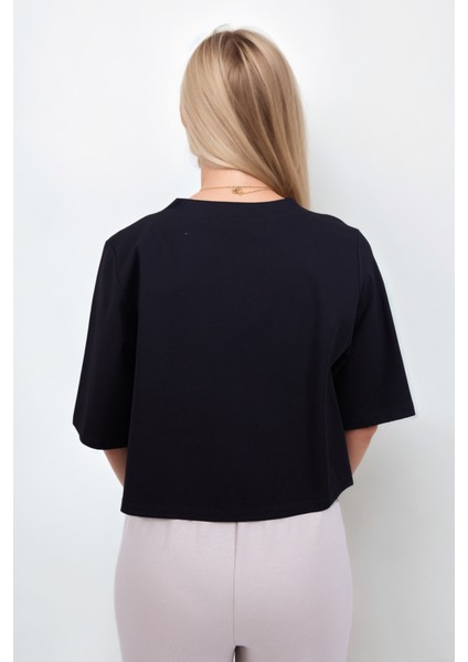 Önü Dikişli Yuvarlak Yaka Kısa Kol Modal Bluz indirimleri