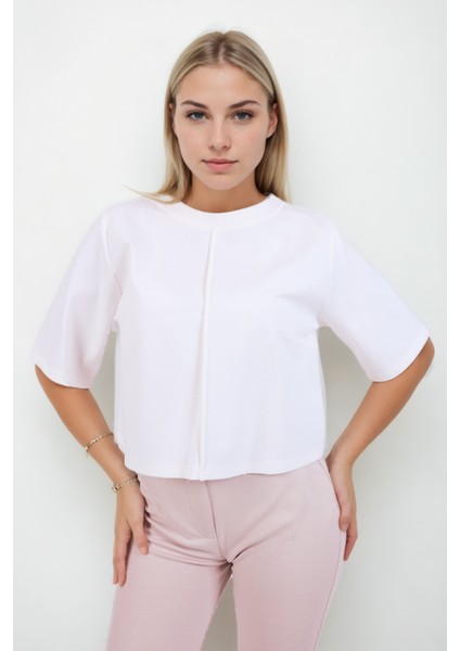 Önü Dikişli Yuvarlak Yaka Kısa Kol Modal Bluz