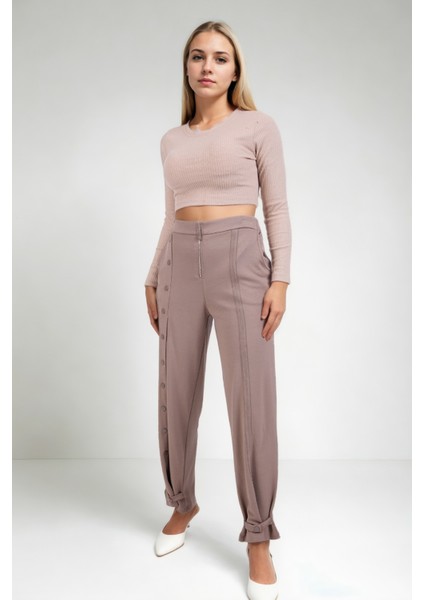 Önü Düğmeli Fermuarlı Modal Kumaş Pantolon fırsatları
