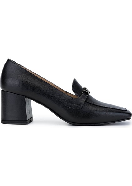 Kadın Deri Siyah Deri Topuklu Ayakkabı 1064 01 Bn Ayk SK24-25 Sıyah Dr