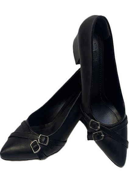 Kafkaslar 5 cm Orta Boy Toka Detaylı Kadın Kalın Topuklu Ayakkabı fırsatları