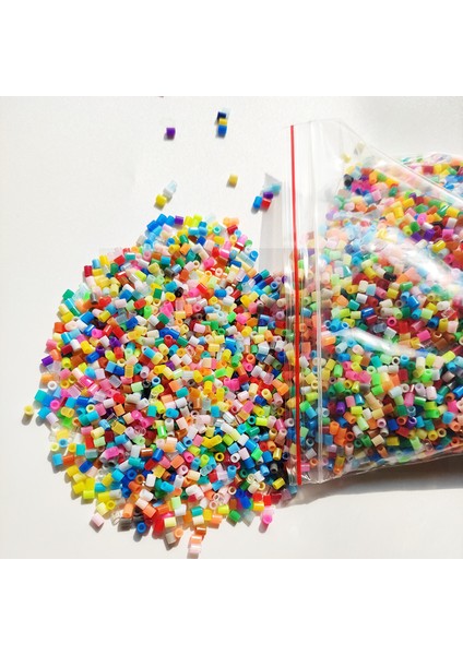 2.6mm Mini Hama Boncukları Sigorta Boncukları Seti 1 0000 Adet Aksesuarlı Pegboard Bulmacalar Oyuncak Perler Oyuncaklar Çocuklar Için Yaratıcı Oyuncaklar (Yurt Dışından)
