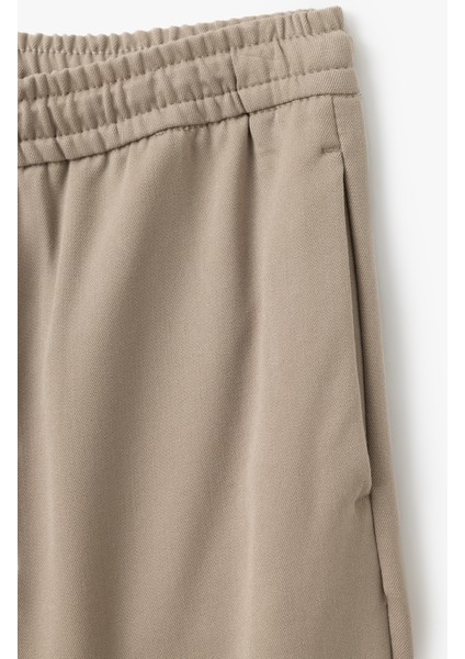 Viskon Karışımlı Cep Detaylı Beli Bağcıklı Eşofman Pantolon