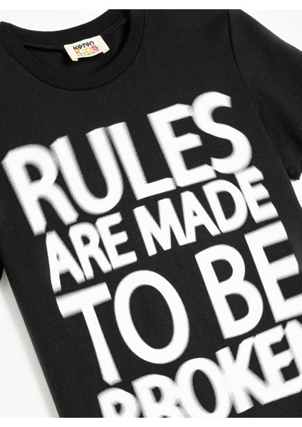 Slogan Baskılı Kısa Kollu Bisiklet Yaka Pamuklu Tişört modelleri