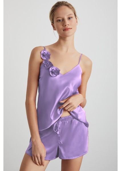 Rose Saten Atlet