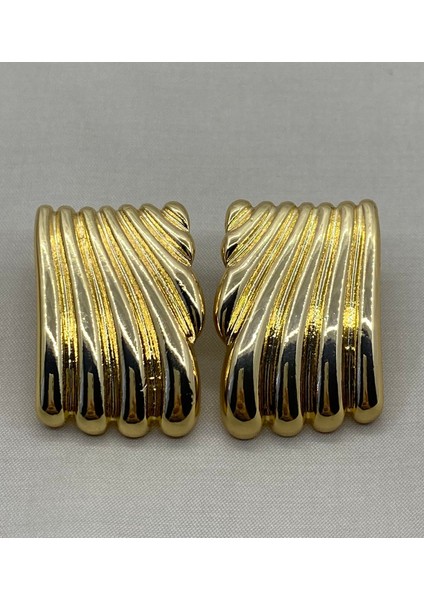 Gold Renkli Küpe
