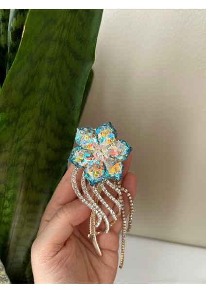 Kristal Taşlı Çiçek Detaylı Parlak Saç Tokası
